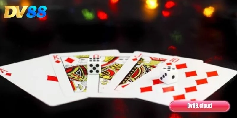 Xì Tố dùng bộ 52 quân bài